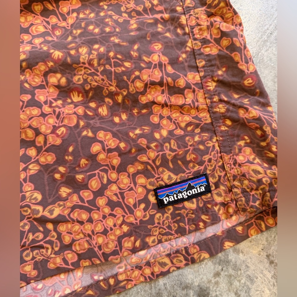 Patagonia Brown Floral Baggies - Picture 2 of 4